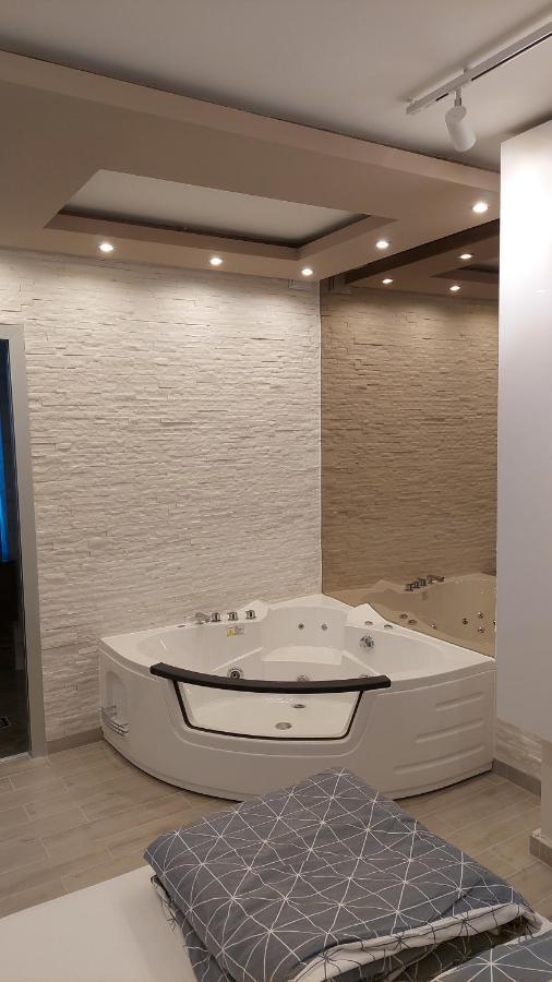 Apartman Nataly Ni Kültér fotó